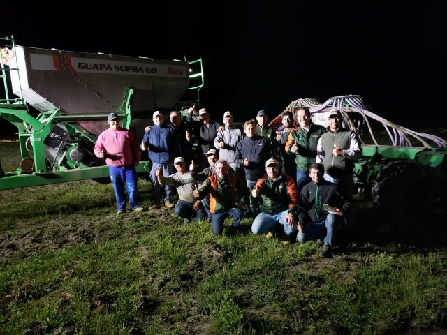 Stara hace la demostración de la Guapa Supra en Uruguaiana, RS